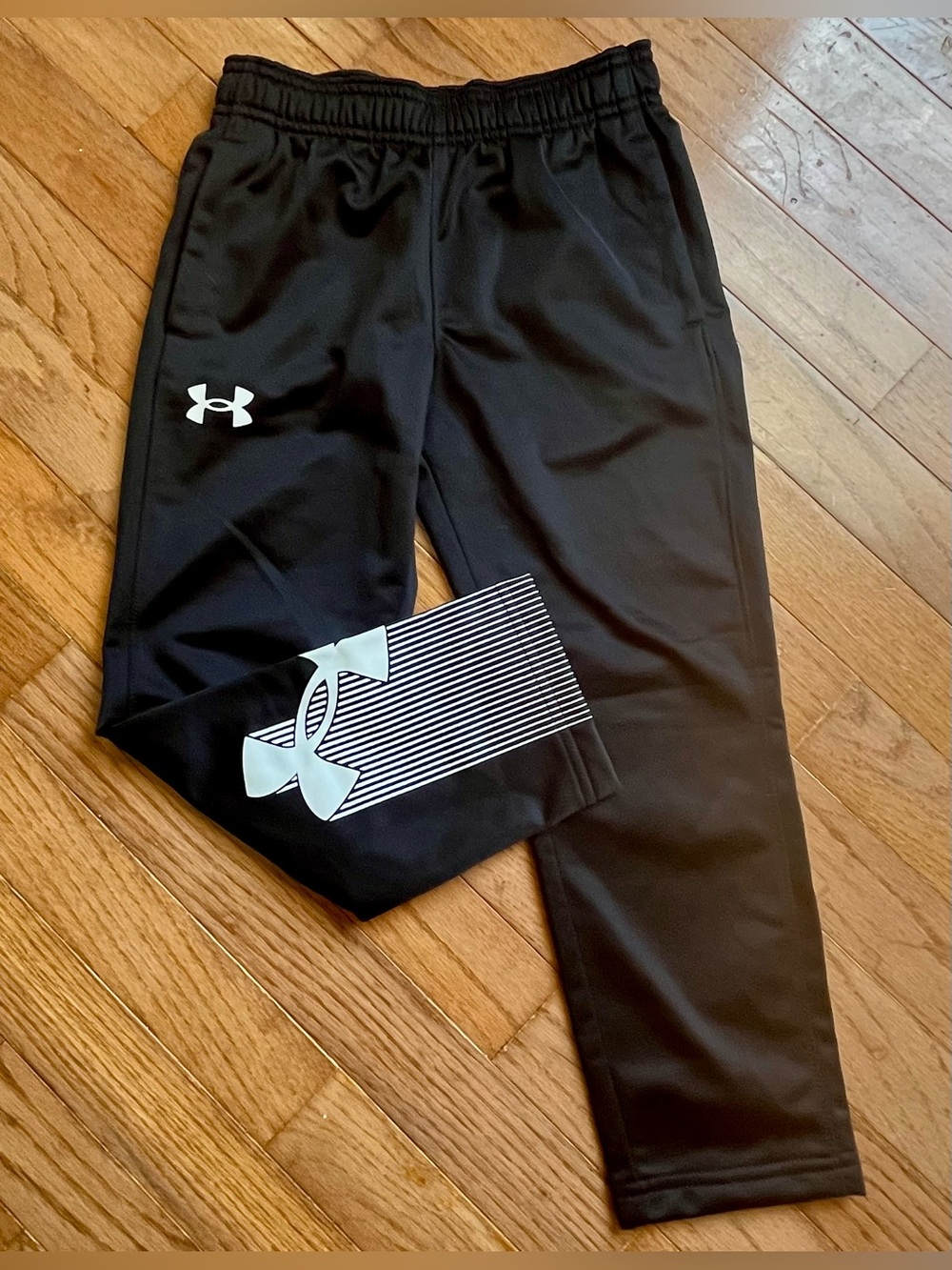 NWOT - Kid’s Under Armour Track Pants